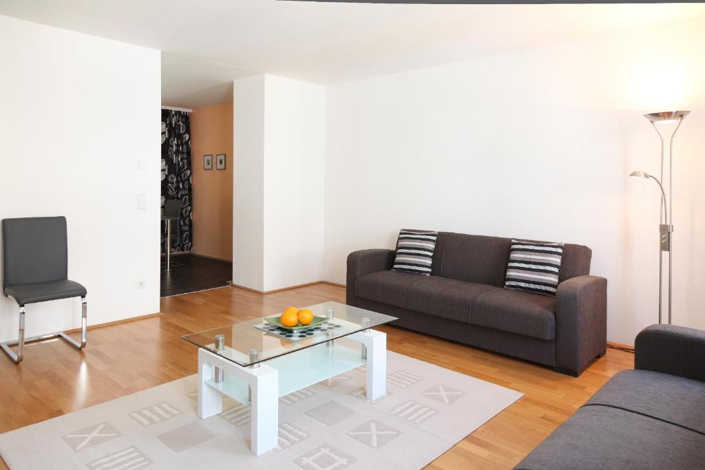 3 Rooms Sunny Apartments-Schoenbrunn, 100M2 With Balcony Viena Quarto foto